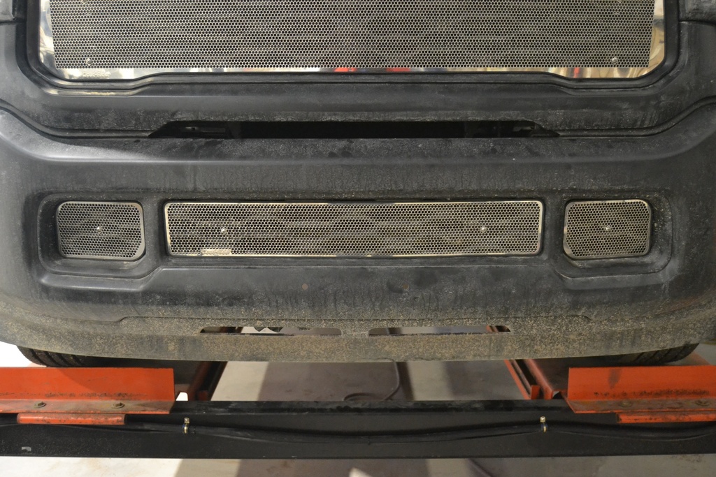 2023 Dodge Ram Tradesman - Bumper Only(without Sensors, with Block Heater)